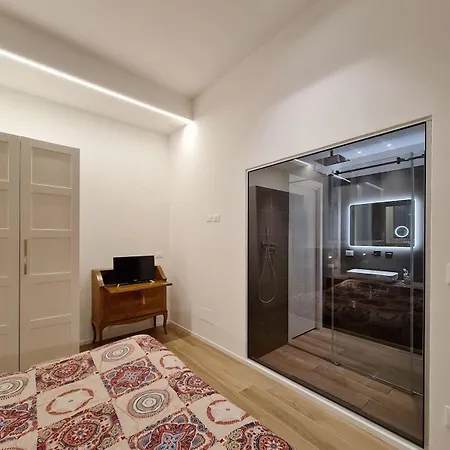 Forni Apartment